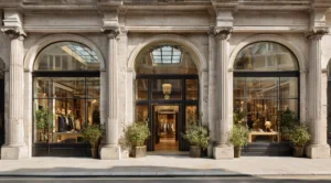ilisa.kim_20_an_exterior_shot_of_the_shopfronts_on_st._picard_s_dac44772-3125-490b-b455-b600ff73faa6